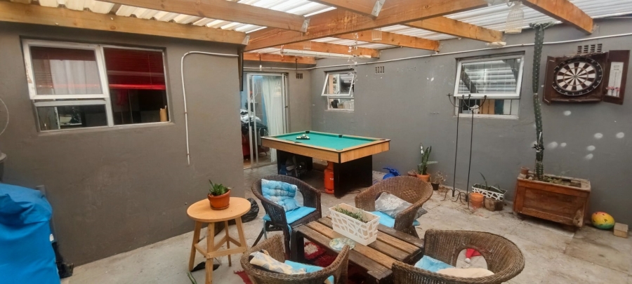 3 Bedroom Property for Sale in Portlands Western Cape